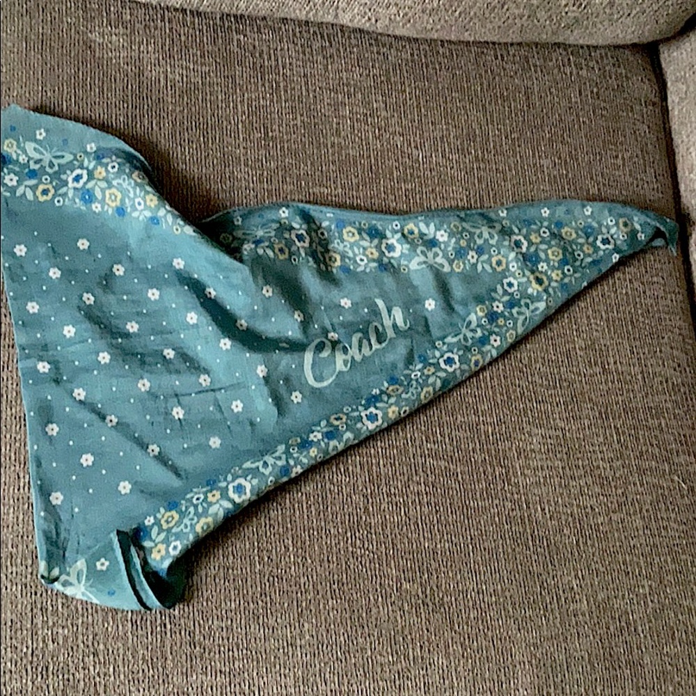Women’s Coach Scarf